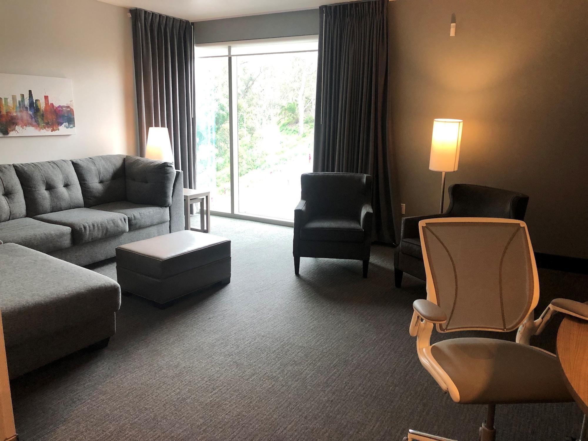 Hotel Home2 By Hilton Los Angeles